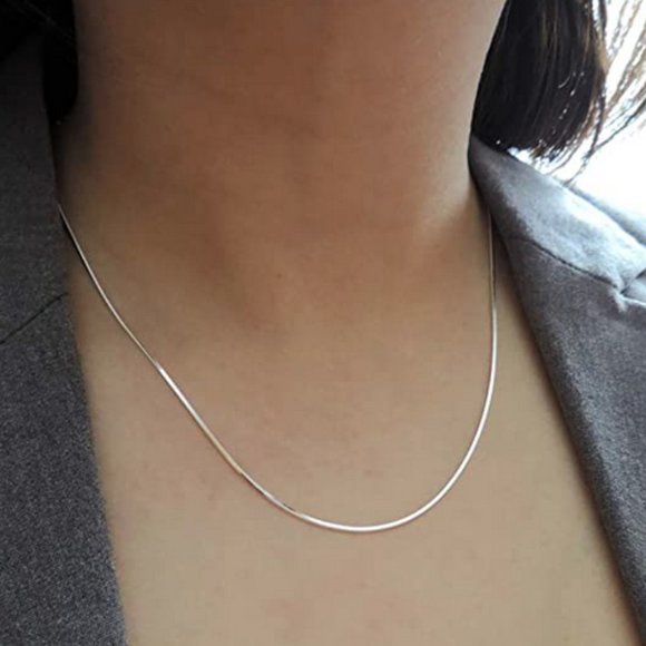 2pc Silver Thin Snake Necklace Set - Picture 2 of 4